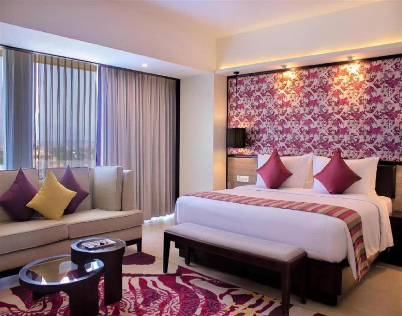 Hotel Aela Grand Near Delhi Airport By La Casa Нью-Дели Экстерьер фото